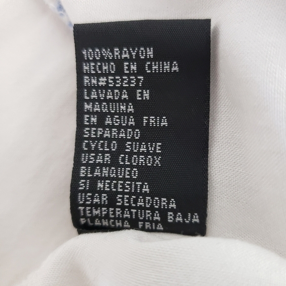 UNIQUE Spectrum Cold Should Bell Sleeve Top M VGUC - Picture 6 of 13